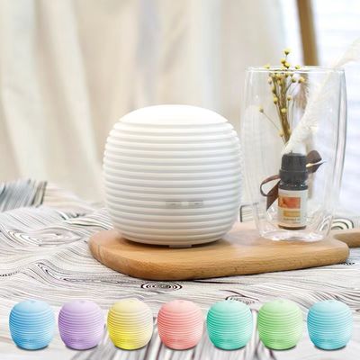 ホワイト 100ML ミニポータブル エッセンシャルオイルUSBアロマディフューザー