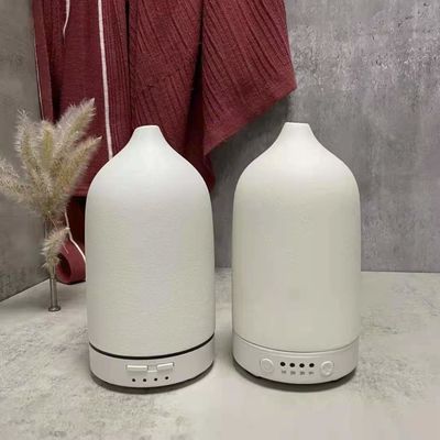 2023年に家庭用香水用のテーブル / ポータブルセラミック精油アロマディフューザー